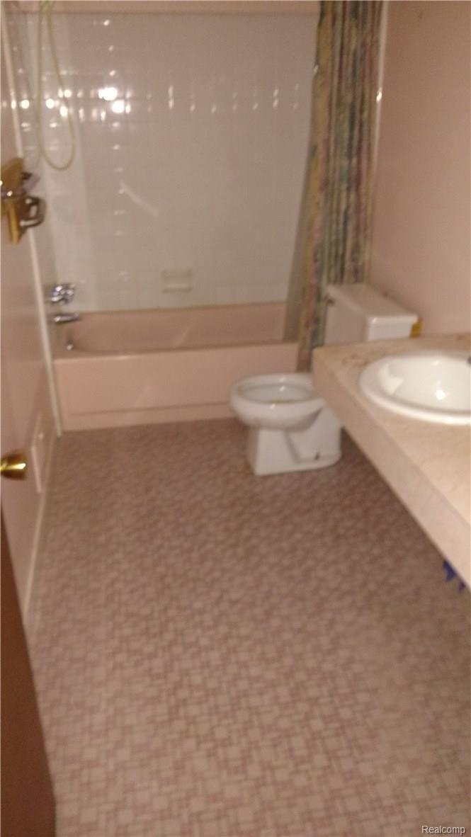 27313 Lehigh Street Inkster, MI 48141 - Photo 7 of 14 IMG_20171006_103444637.jpg