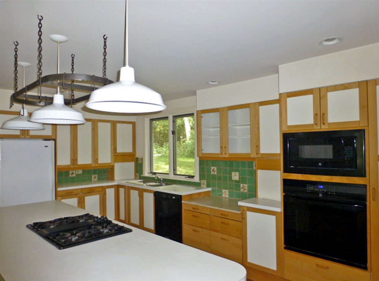 114 Signal Pine Road Putney, VT 05346 - Photo 7 of 23