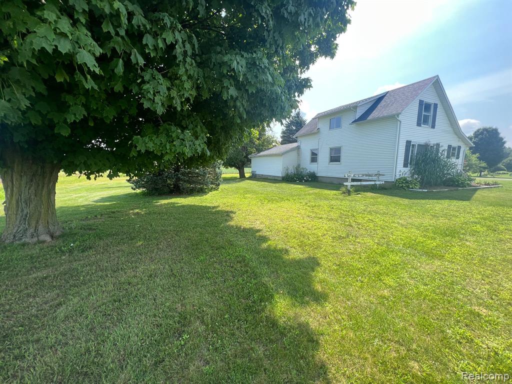 3450 West Castle Road Fostoria, MI 48435 - Photo 3 of 26