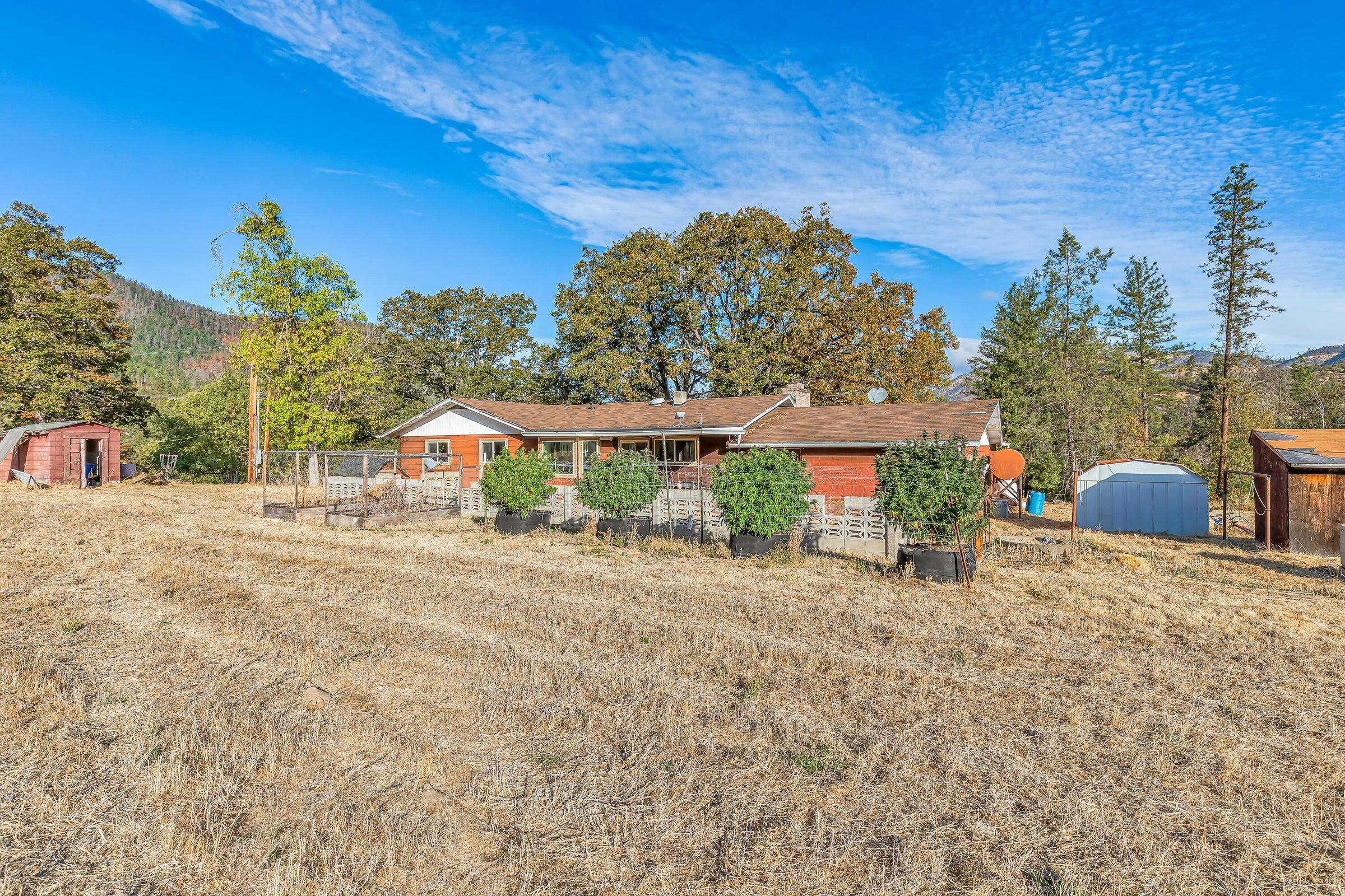 3361 Little Applegate Road Jacksonville, OR 97530 - Photo 4 of 18