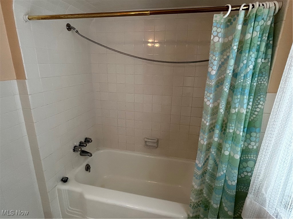 9012 West Moreland Road Parma, OH 44129 - Photo 21 of 34 Gallery Image 21