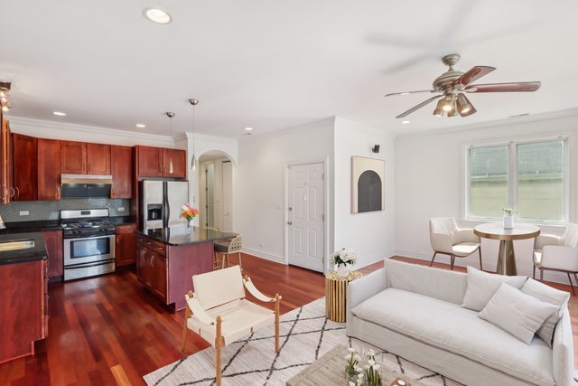 839 South Miller Street, Unit 2 Chicago, IL 60607 - Photo 7 of 29 Gallery Image 7