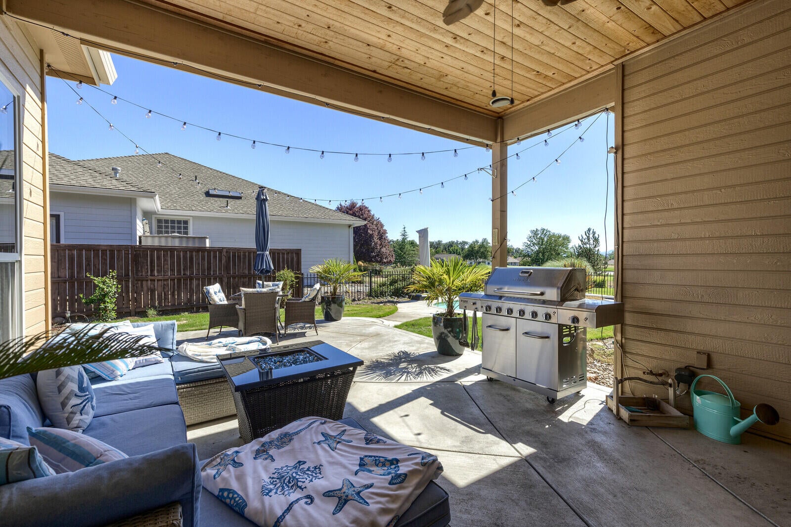 1098 Coral Ridge Eagle Point, OR 97524 - Photo 46 of 63 19_CR_19_mls