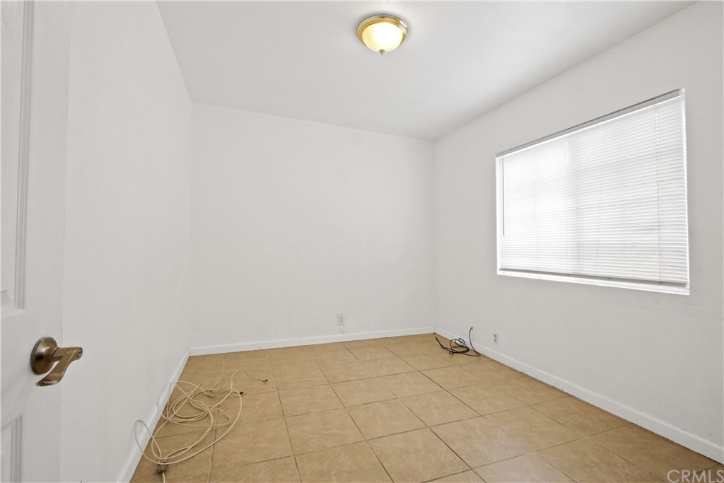 3655 Webster Avenue Long Beach, CA 90810 - Photo 16 of 22 a view of a room with a window