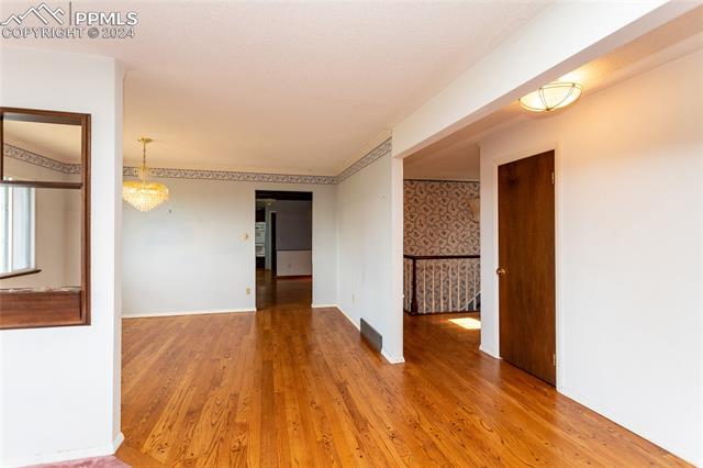 4 Thayer Road Colorado Springs, CO 80906 - Photo 5 of 43
