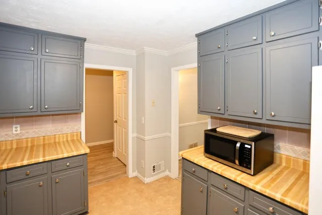 $274,900 | 6504 Swift Creek Drive, Lithonia, GA 30058