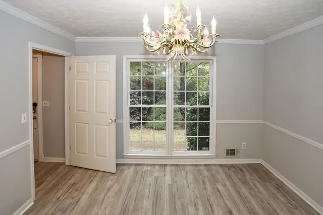 $274,900 | 6504 Swift Creek Drive, Lithonia, GA 30058