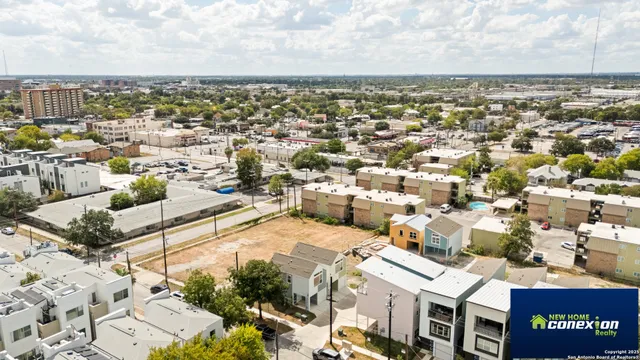 $328,990 | 310 West Evergreen Street, Unit 113, San Antonio, TX 78212