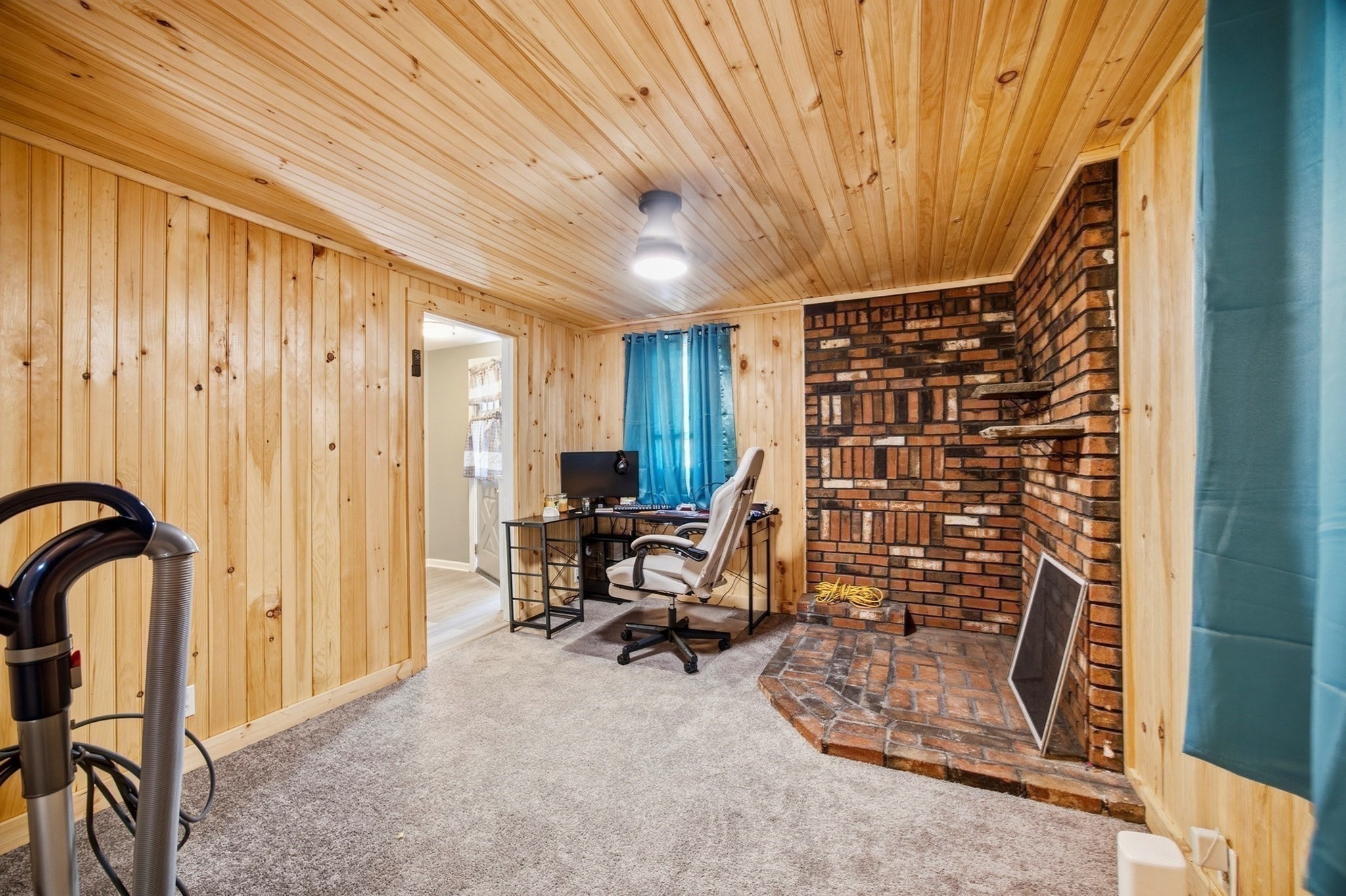 333 Nottingham Street Springfield, MA 01104 - Photo 11 of 16 Gallery Image 11