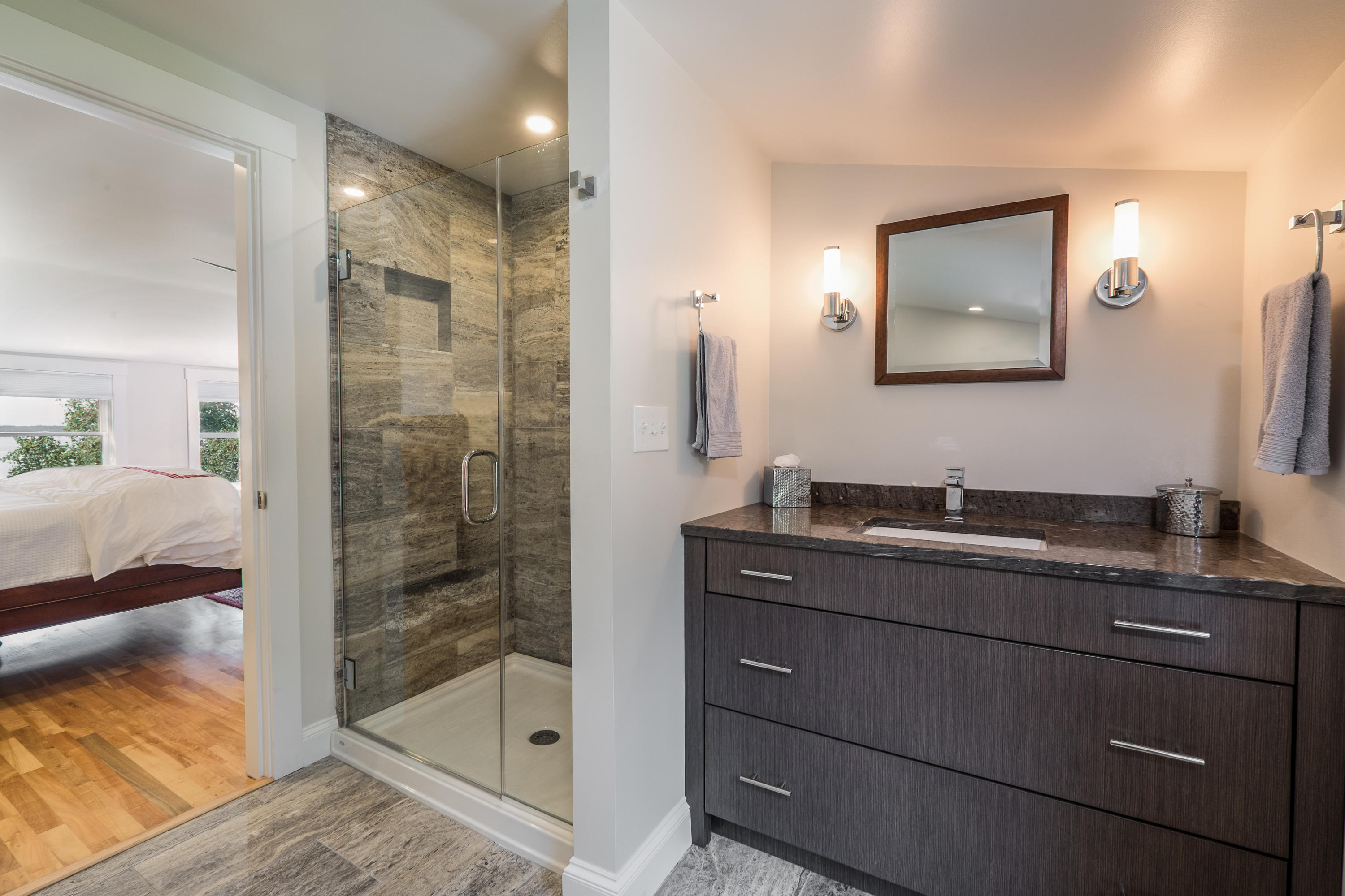 165 Howards Head Road Tenants Harbor, ME 04860 - Photo 31 of 60 Master Bath