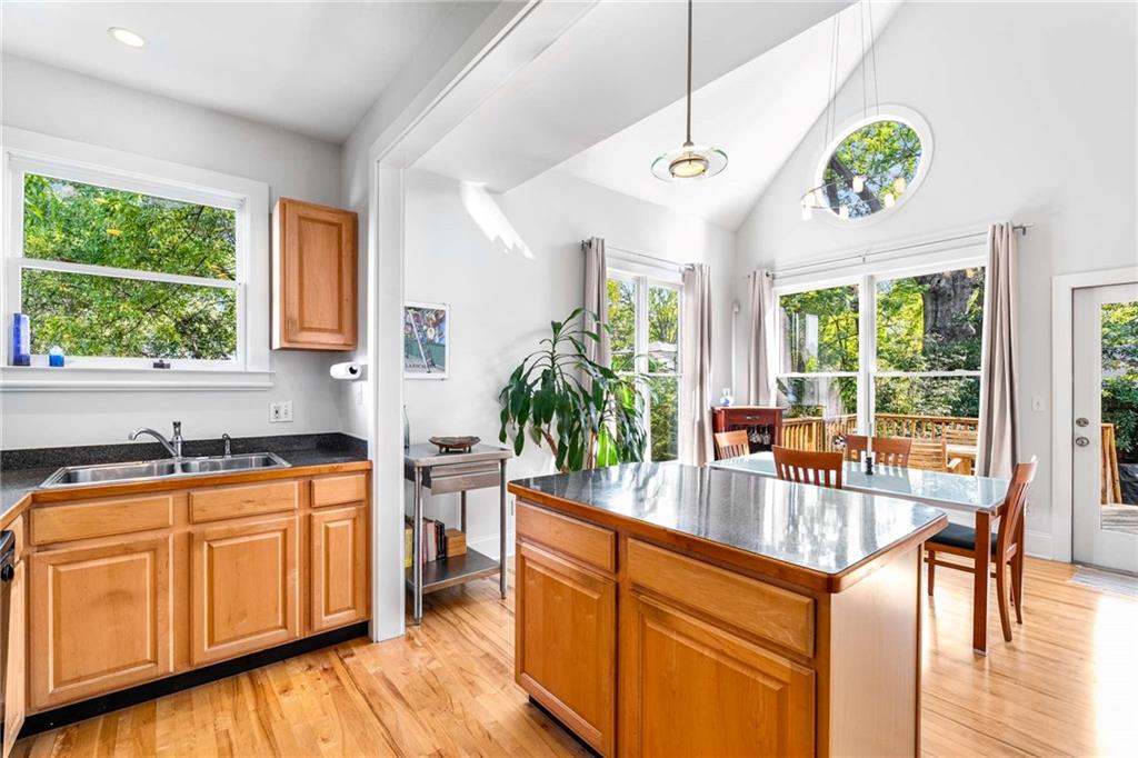 192 Gibson Street Southeast, Unit B Atlanta, GA 30316 - Photo 16 of 67