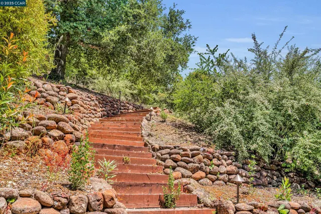 a view of an outdoor space and a yard