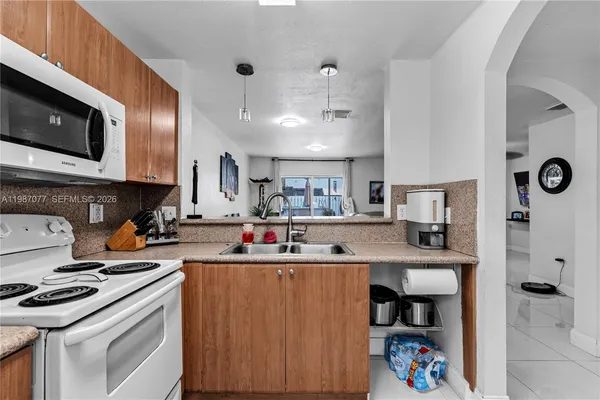 $2,800 | 26309 Southwest 136th Place, Homestead, FL 33032