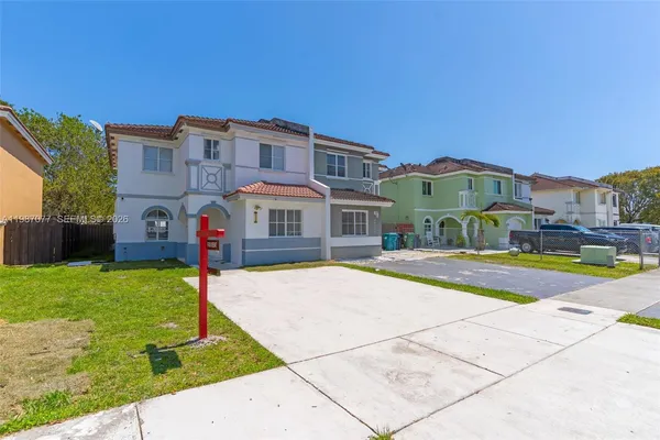 $2,800 | 26309 Southwest 136th Place, Homestead, FL 33032