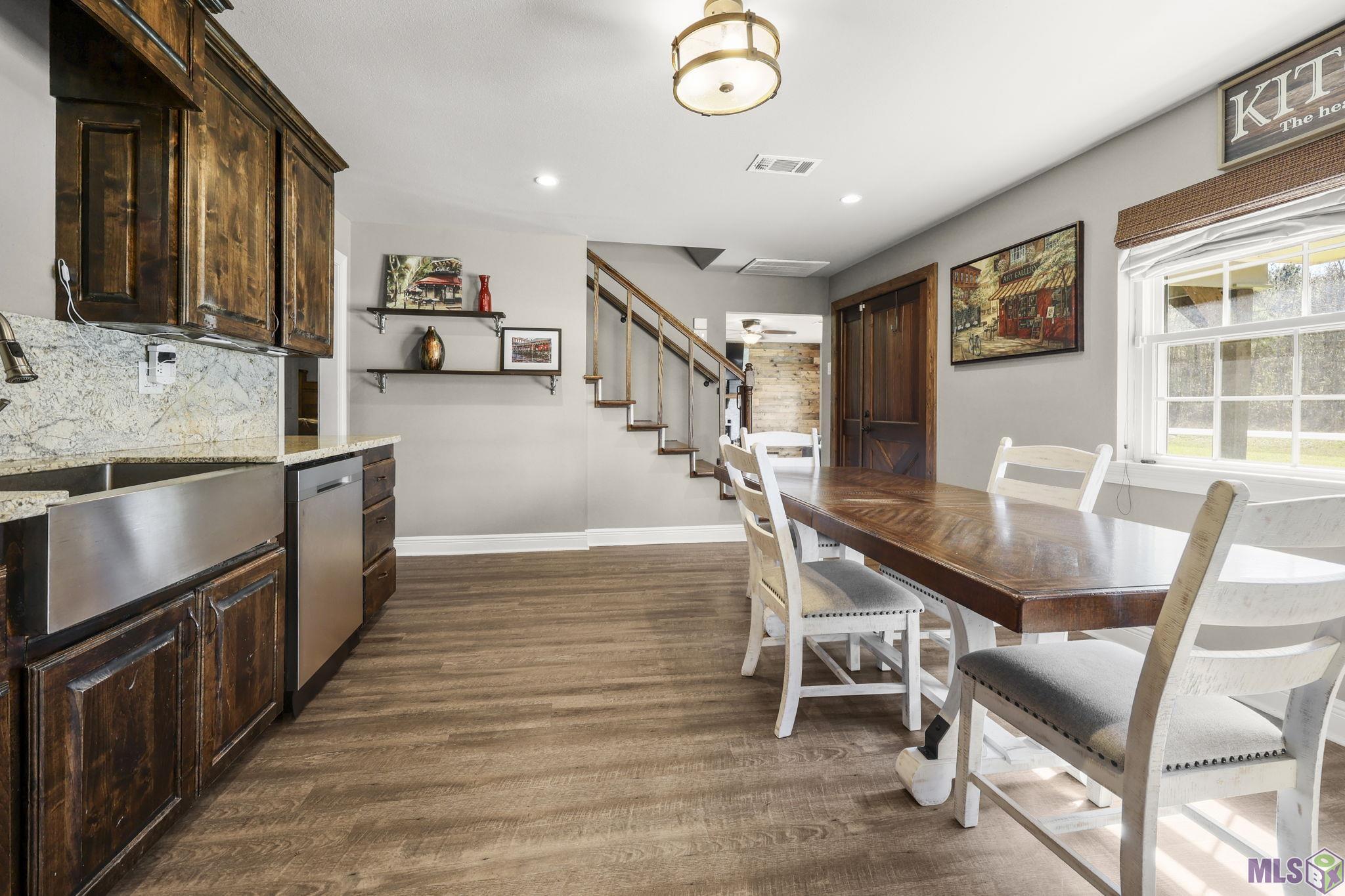 45340 Gold Place Road St. Amant, LA 70774 - Photo 5 of 28