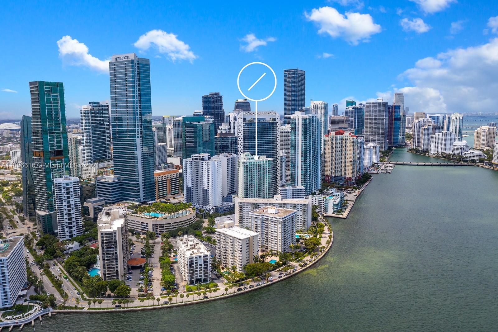 218 Southeast 14th Street, Unit TS103 Miami, FL 33131 - Photo 28 of 31 a view of a city with tall buildings