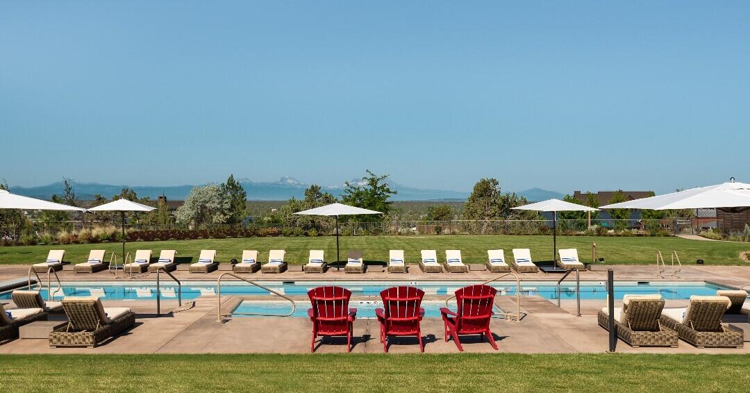 16539 South W Vaqueros Way, Unit 6 Powell Butte, OR 97753 - Photo 15 of 25 Adult Pool Mountain Views