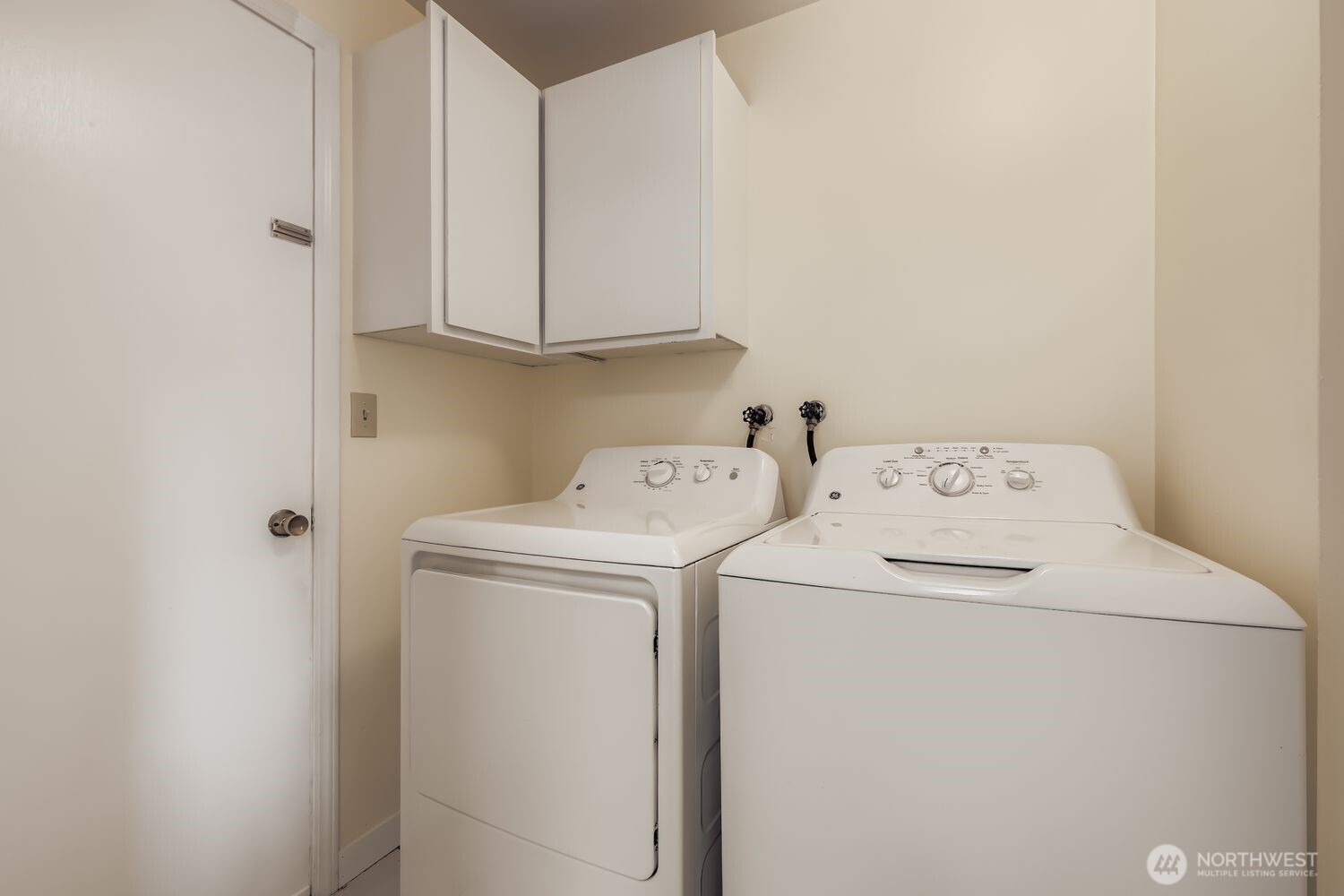 5031 158th Street Southwest Edmonds, WA 98026 - Photo 15 of 17 a utility room with dryer and washer