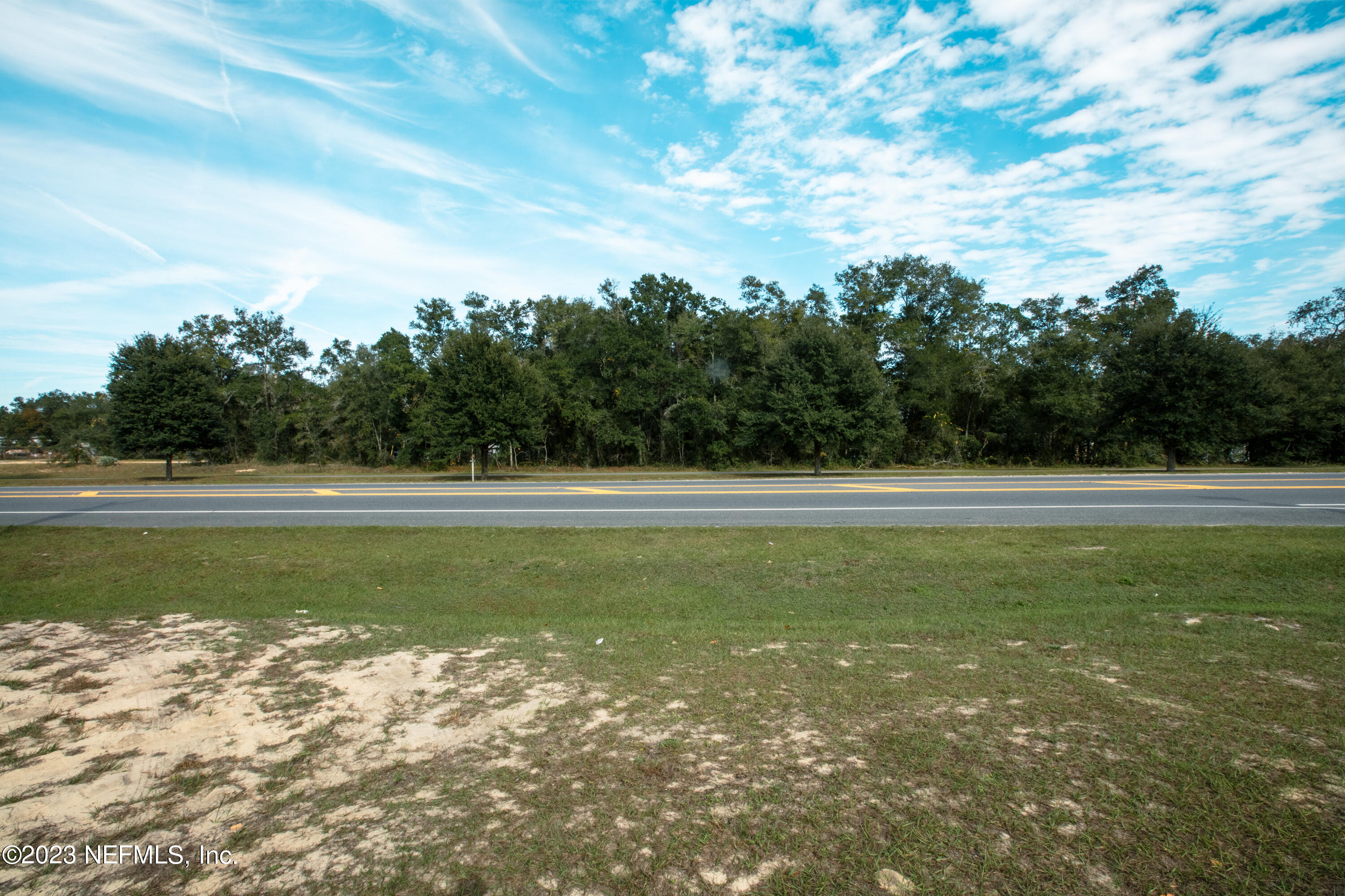 0 State Road 100 Keystone Heights, FL 32656 - Photo 2 of 15 a view of a garden and basketball court