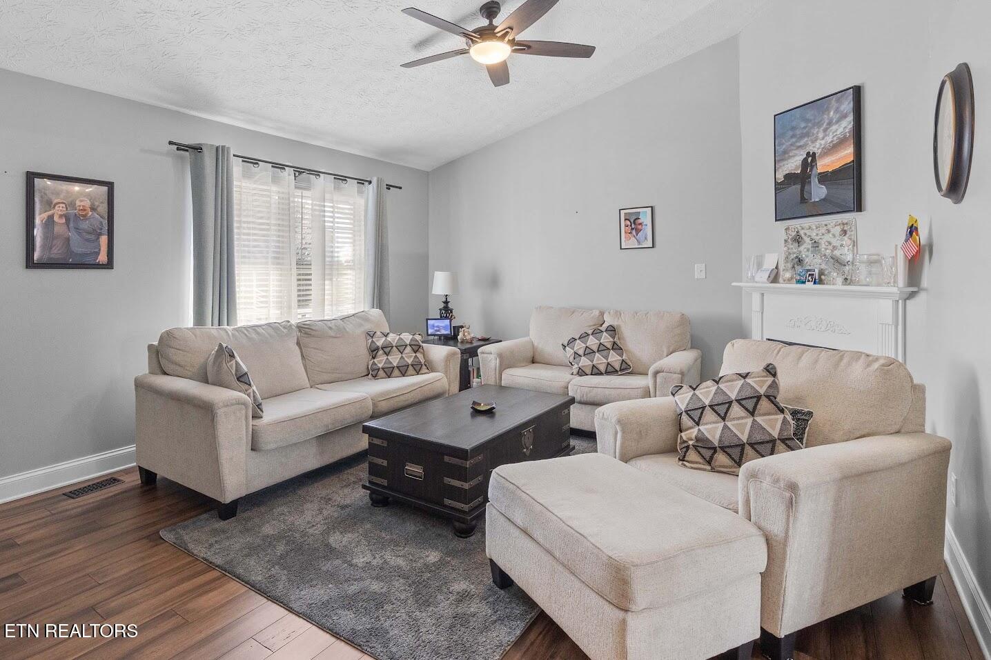 8272 Oak Terrace Lane Powell, TN 37849 - Photo 8 of 31 5G4A8709