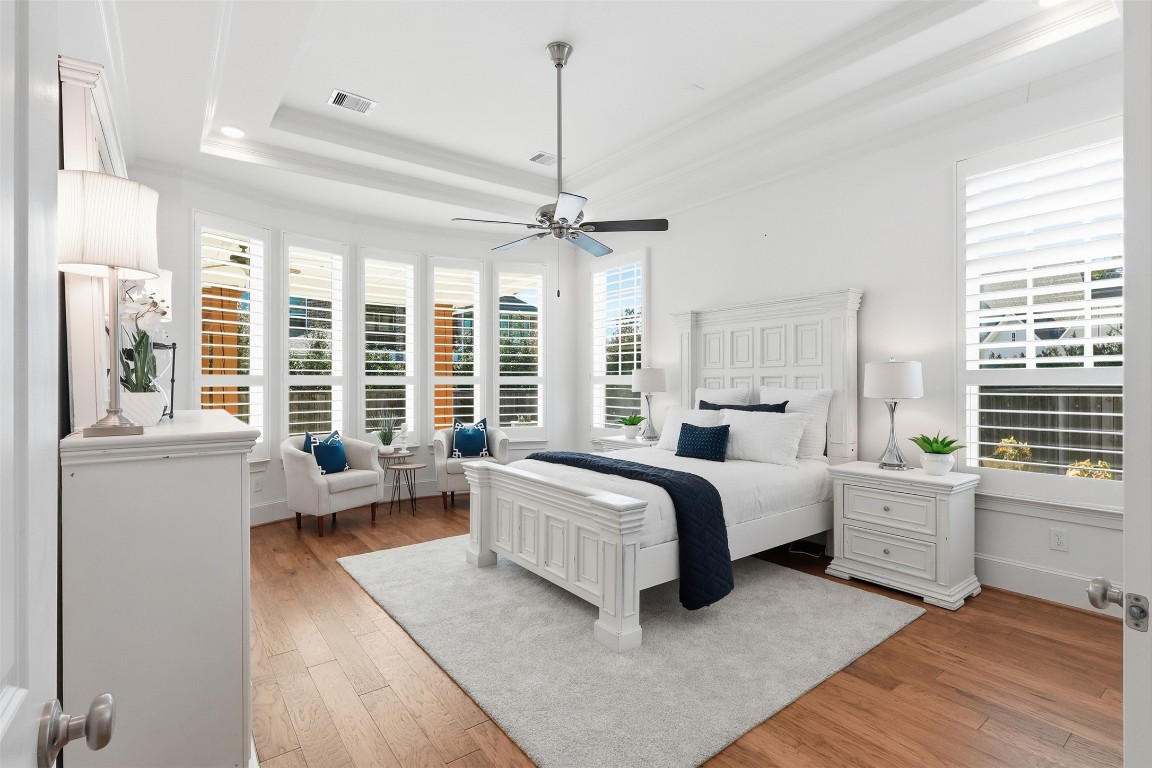 66 North Thatcher Bend Circle Spring, TX 77389 - Photo 21 of 50 Primary Bedroom