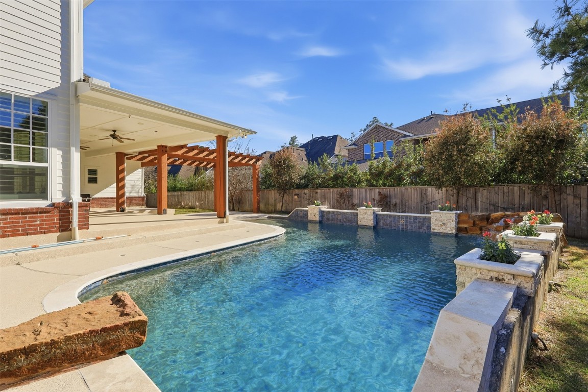 66 North Thatcher Bend Circle Spring, TX 77389 - Photo 3 of 50