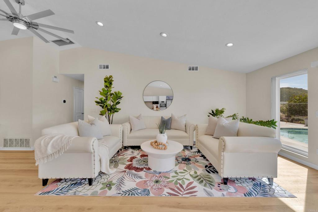 11033 Hillcreek Road Santee, CA 92071 - Photo 14 of 66