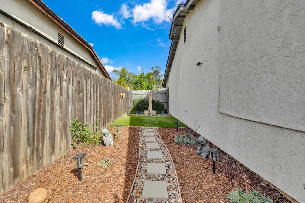 11033 Hillcreek Road Santee, CA 92071 - Photo 51 of 66