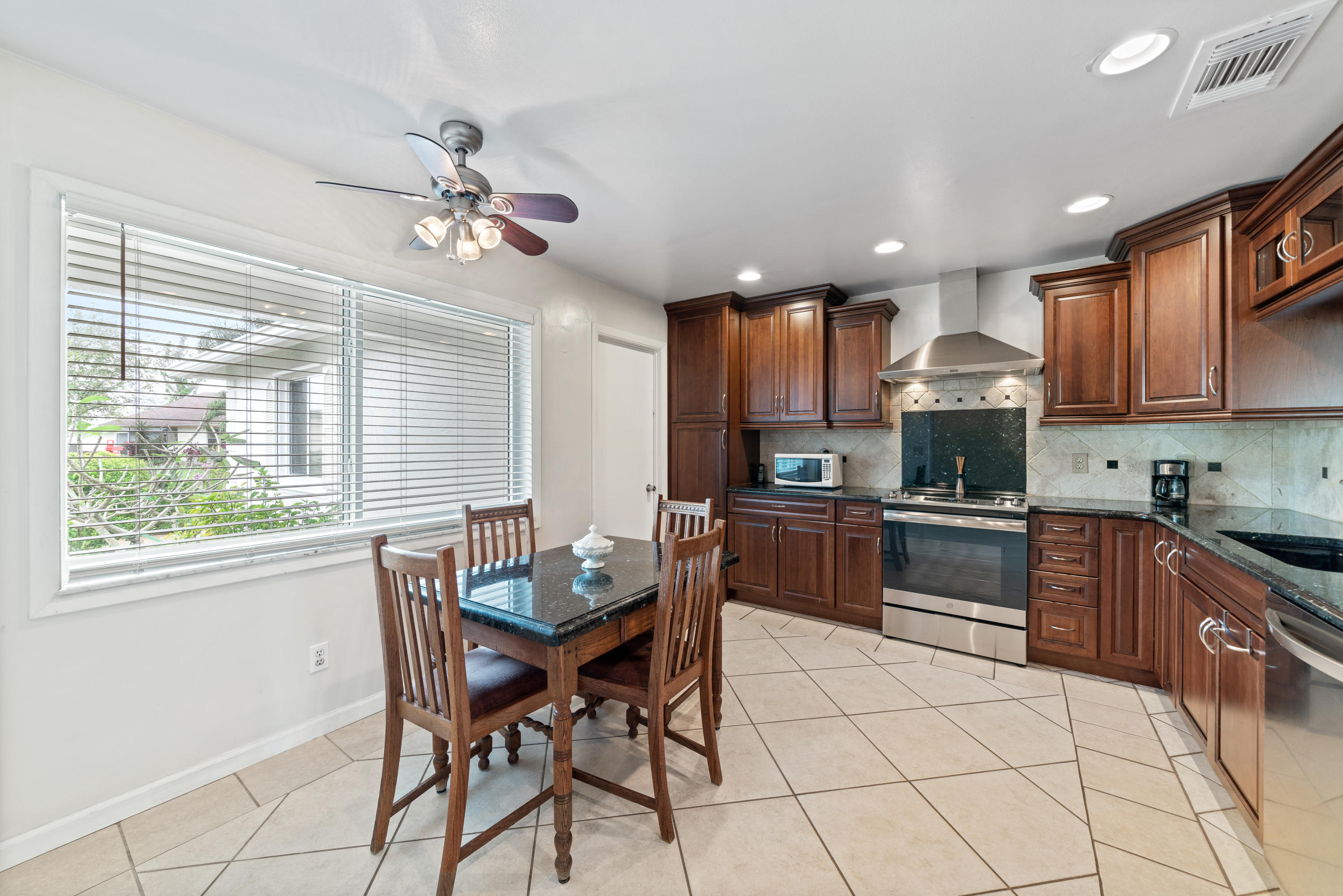 179 Raintree Trail Jupiter, FL 33458 - Photo 15 of 24 _DSC3133