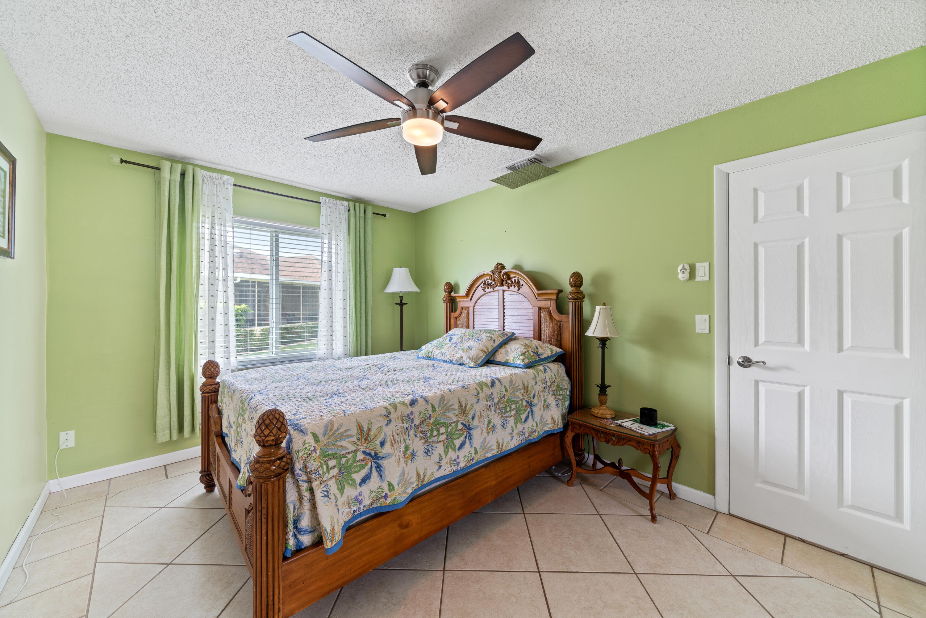 179 Raintree Trail Jupiter, FL 33458 - Photo 18 of 24 _DSC3121
