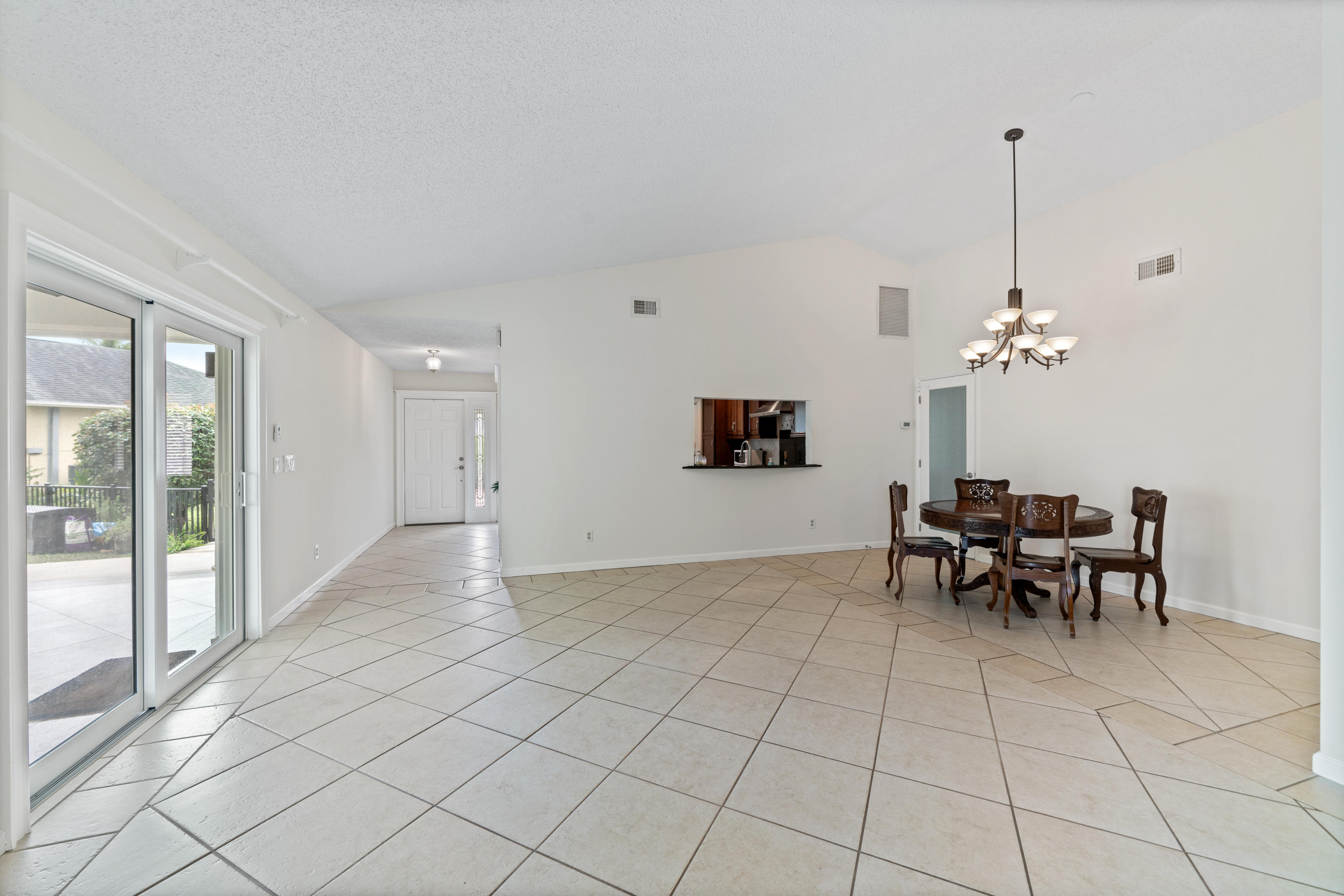179 Raintree Trail Jupiter, FL 33458 - Photo 10 of 24 _DSC3116