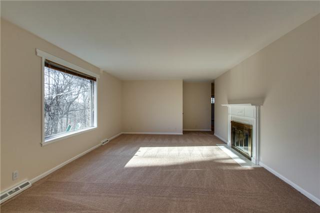 8404 Russell Road Nashville, TN 37221 - Photo 3 of 18 Gallery Image 3
