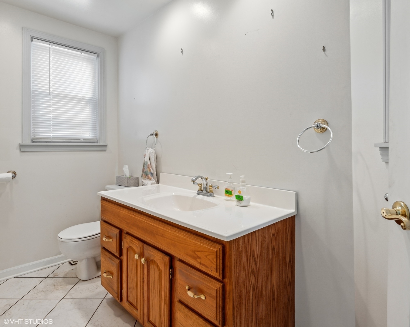 5733 North Ridge Avenue Chicago, IL 60660 - Photo 6 of 29 Gallery Image 6