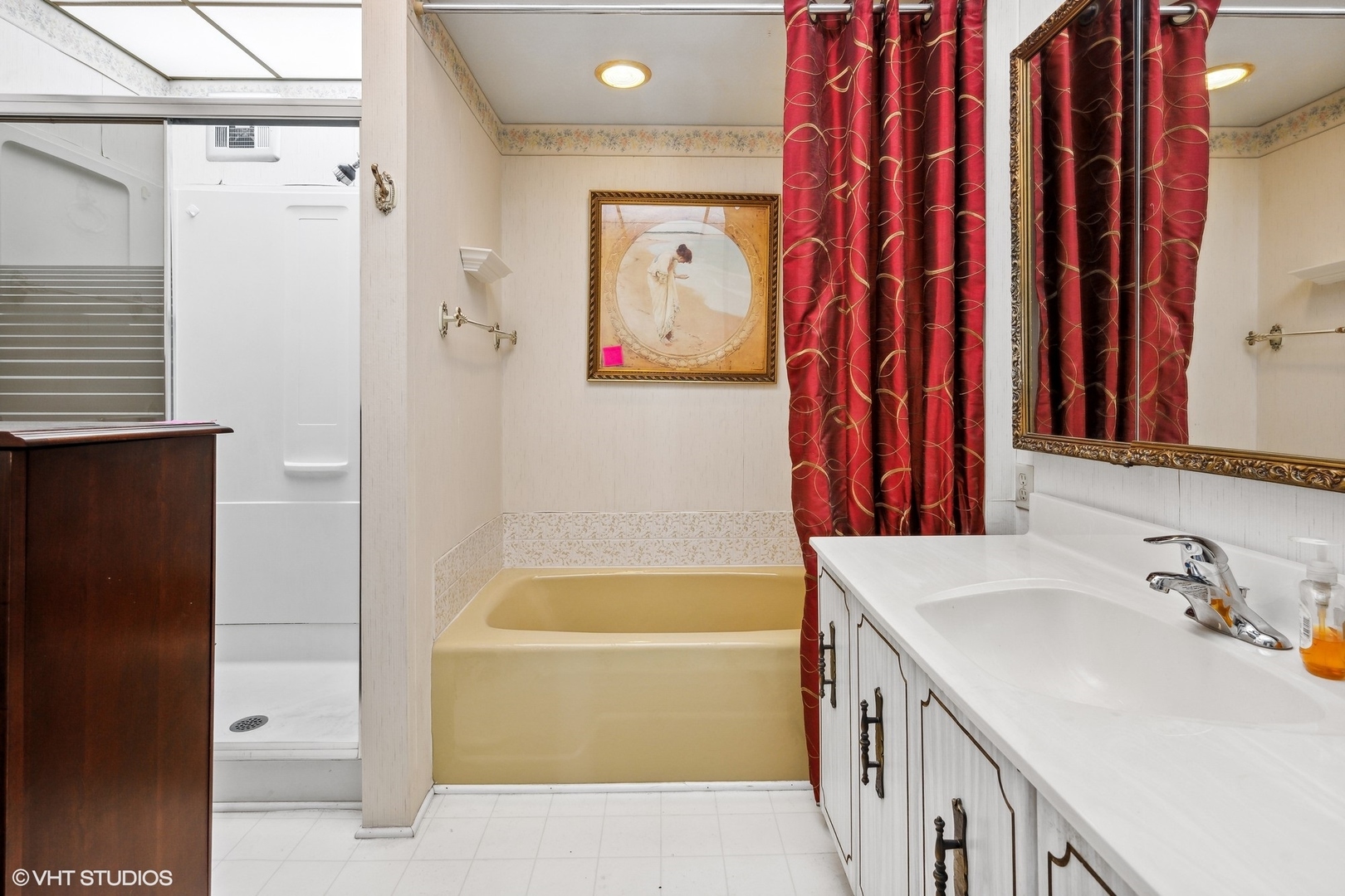 5733 North Ridge Avenue Chicago, IL 60660 - Photo 8 of 29 Gallery Image 8