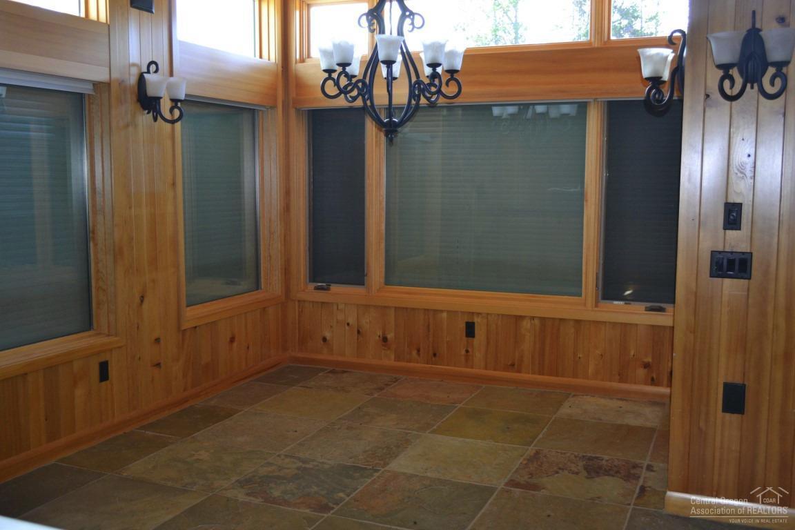 55015 Huntington Road Bend, OR 97707 - Photo 8 of 24 Additional Photo