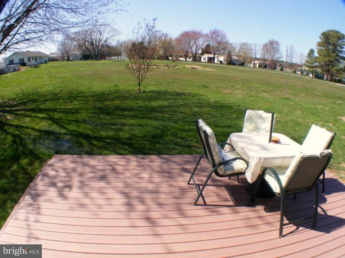 1302 Garrett Road Chester, MD 21619 - Photo 24 of 29 Deck