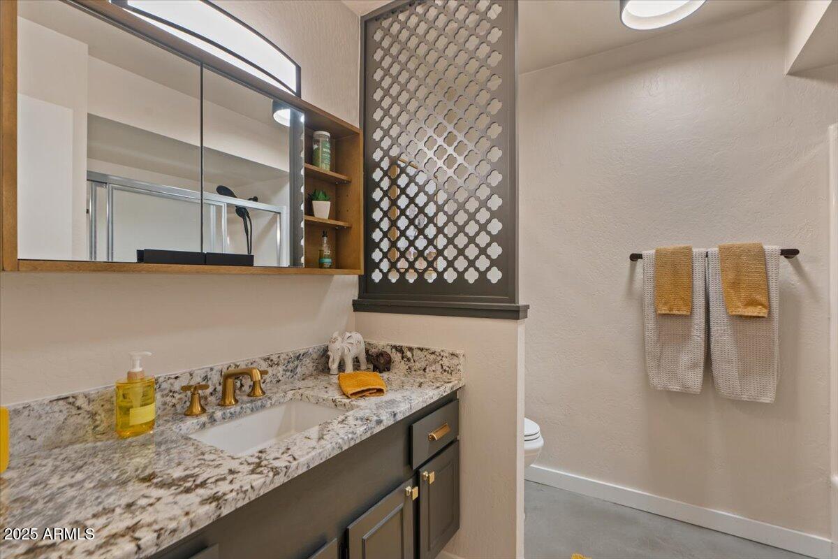 8498 East Chaparral Road Scottsdale, AZ 85250 - Photo 28 of 51 28-Ful bath