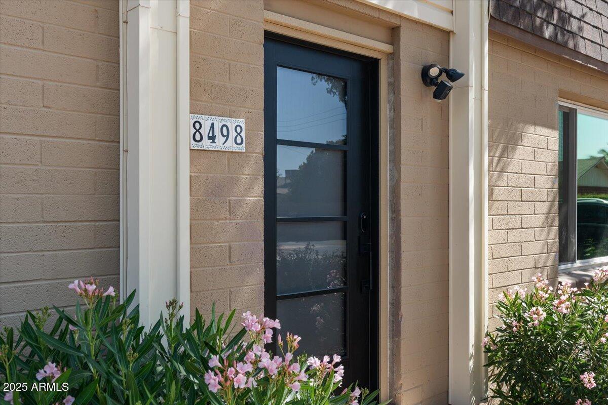 8498 East Chaparral Road Scottsdale, AZ 85250 - Photo 3 of 51 03-Front entry