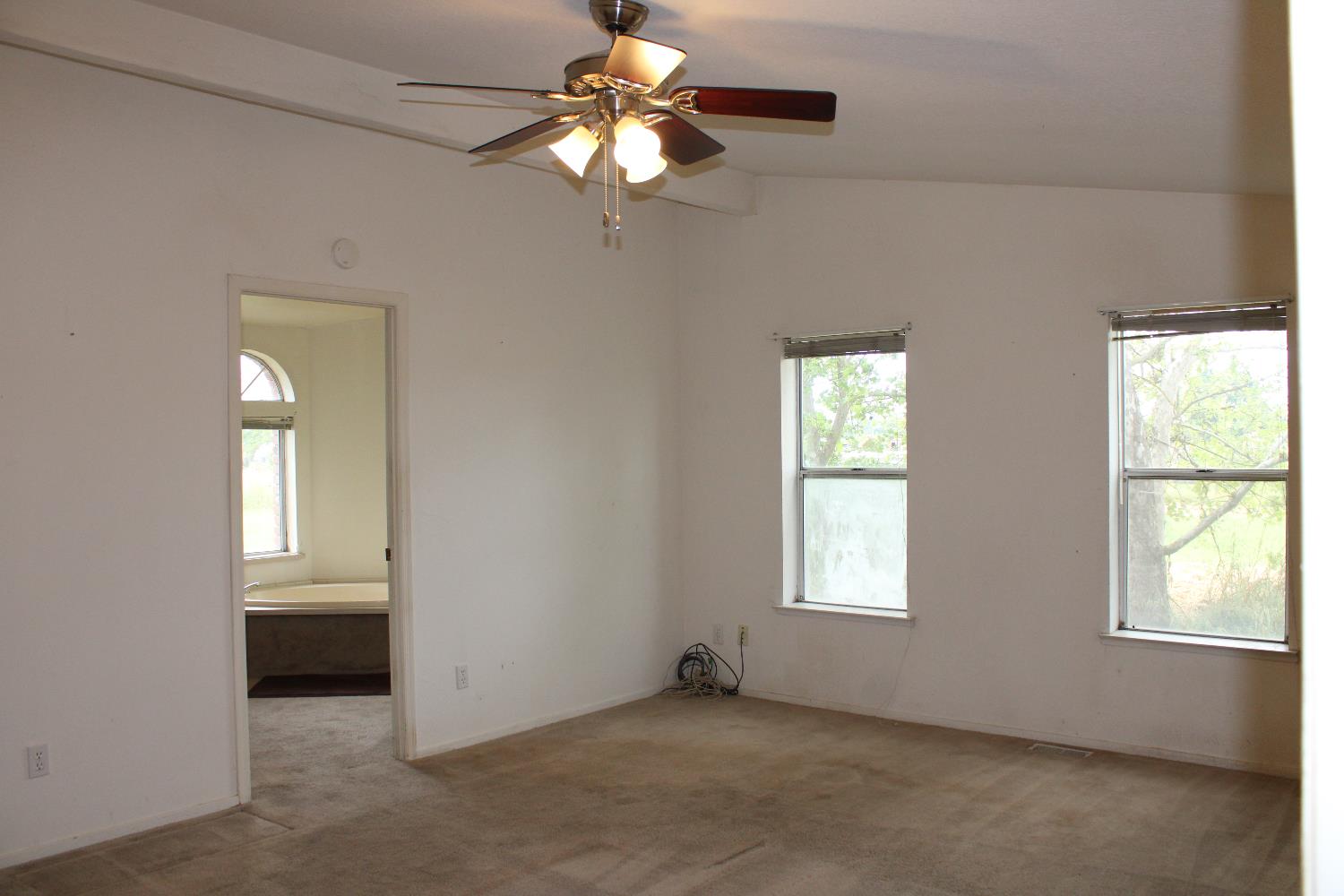 12245 Hobday Road Wilton, CA 95693 - Photo 6 of 16 Primary bedroom