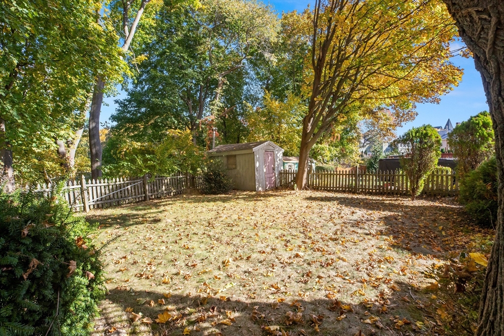 46 Stone Street Beverly, MA 01915 - Photo 28 of 37 Gallery Image 28