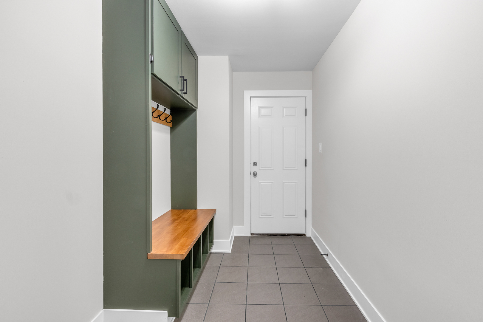 25653 Bridle Path Channahon, IL 60410 - Photo 12 of 43