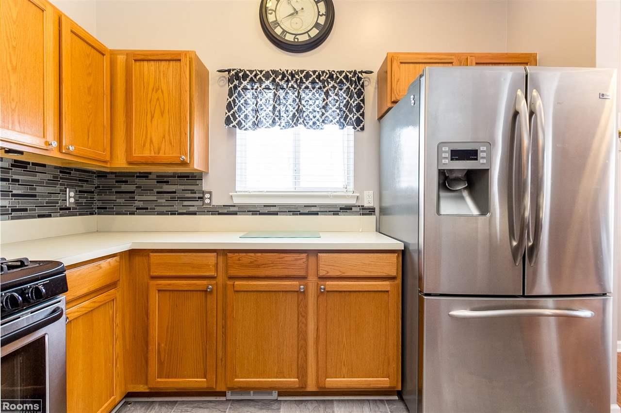 52204 Rivard Road New Baltimore, MI 48047 - Photo 8 of 22