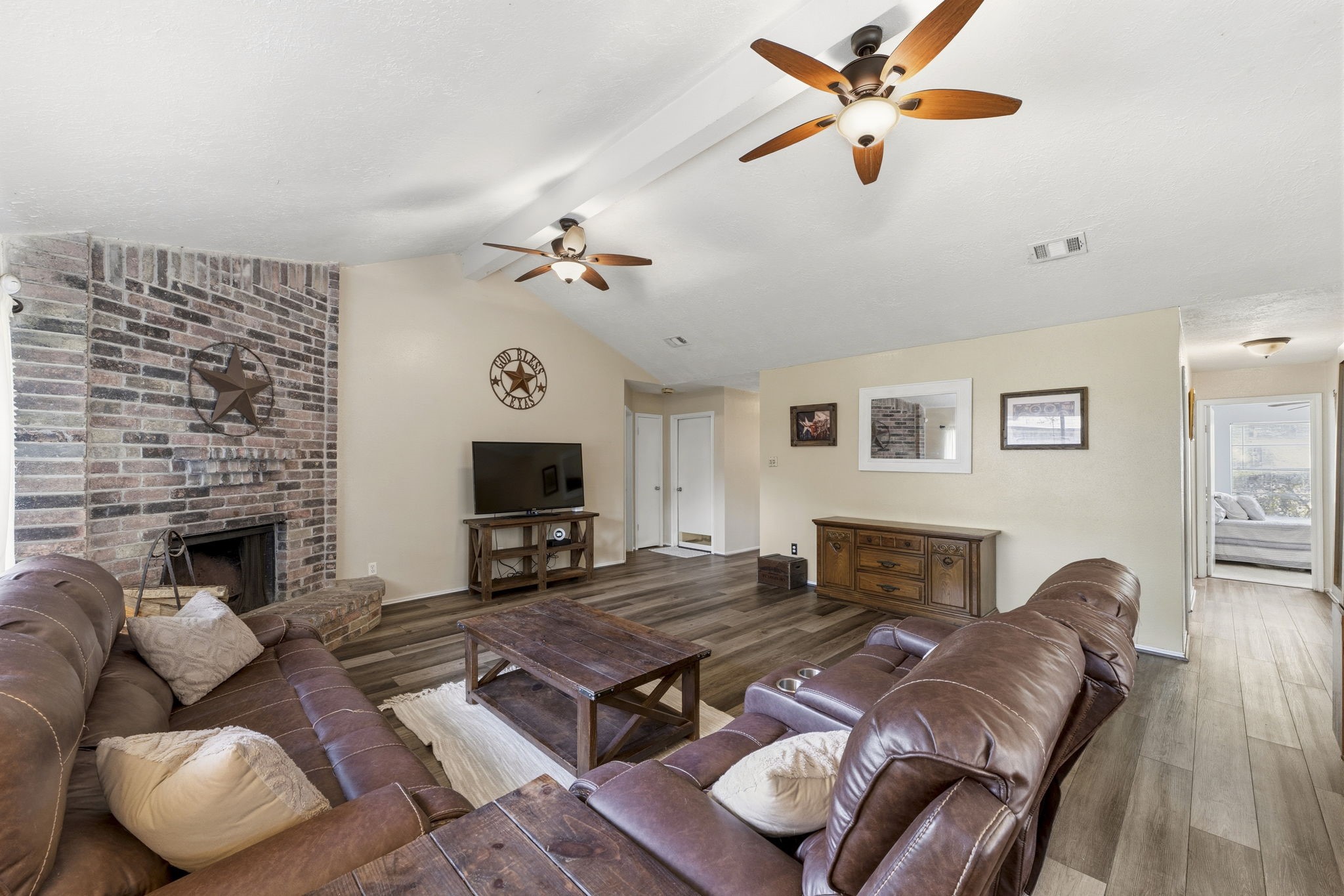 5603 Lynngate Drive Spring, TX 77373 - Photo 8 of 35 Another view of the family room
