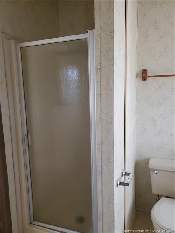 50 Old Forte Trail Spring Lake, NC 28390 - Photo 15 of 20 a bathroom with a shower