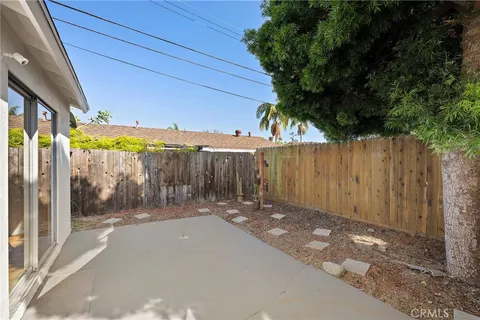 $1,699,000 | 685 Center Street, Costa Mesa, CA 92627