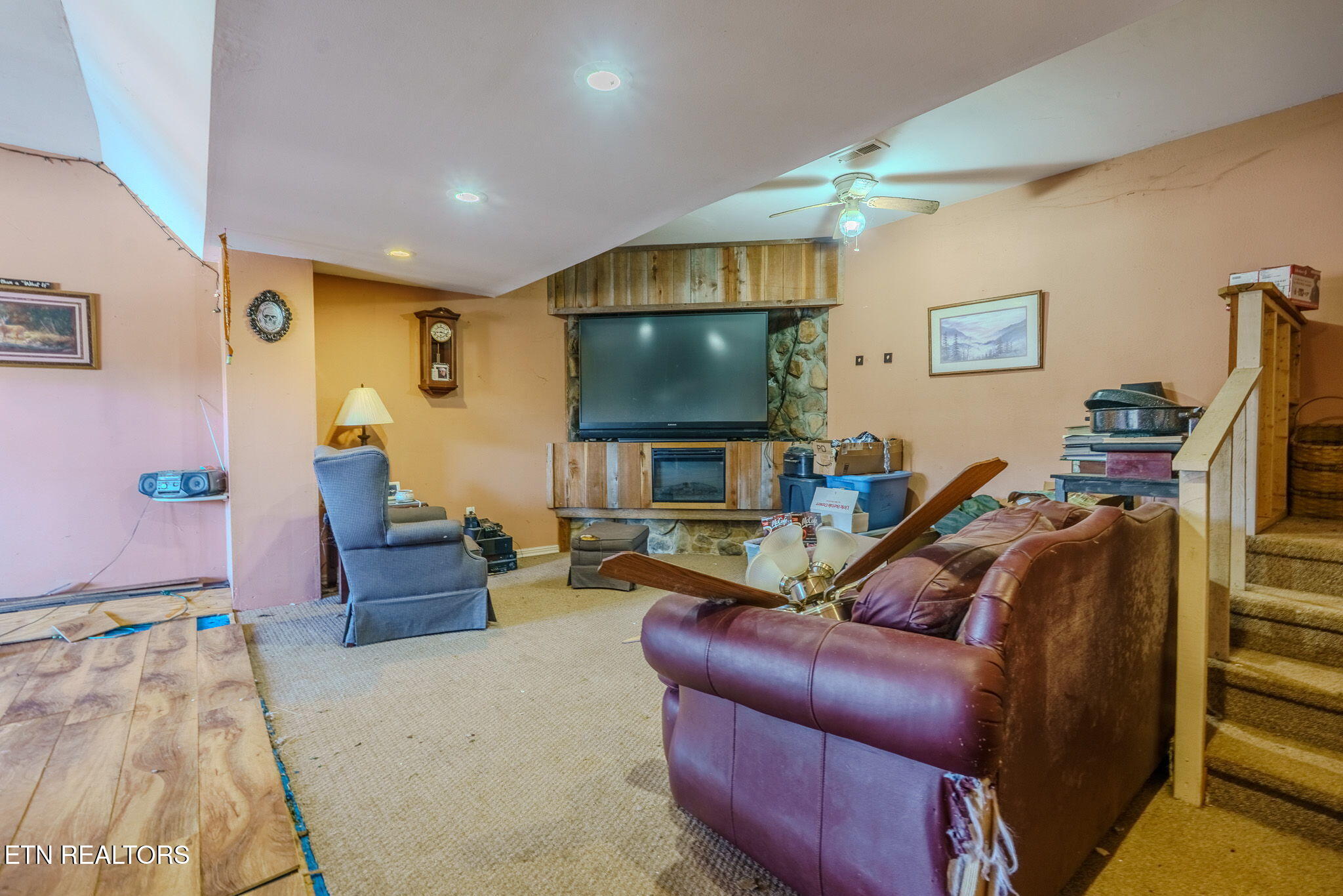 210 Last Lz Lane Speedwell, TN 37870 - Photo 7 of 28 17-web-or-mls-_DSC4300-HDR