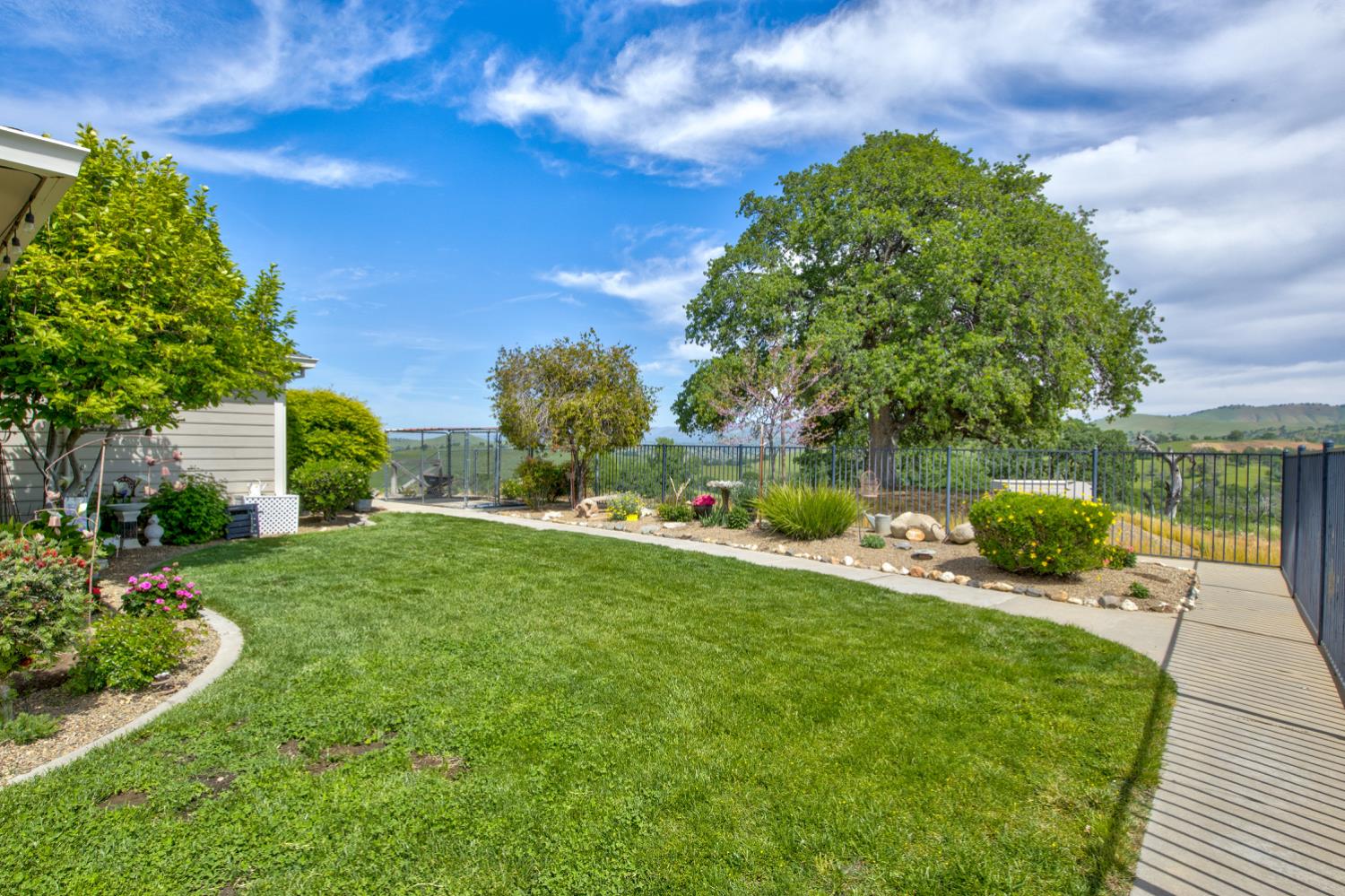 1985 White Rock Road Le Grand, CA 95333 - Photo 39 of 93