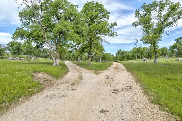 $3,499,000 | 1985 White Rock Road, Le Grand, CA 95333