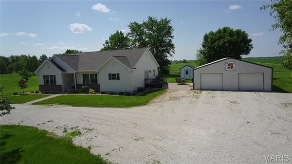 $399,900 | 203 Vine Street, Clarence, MO 63437