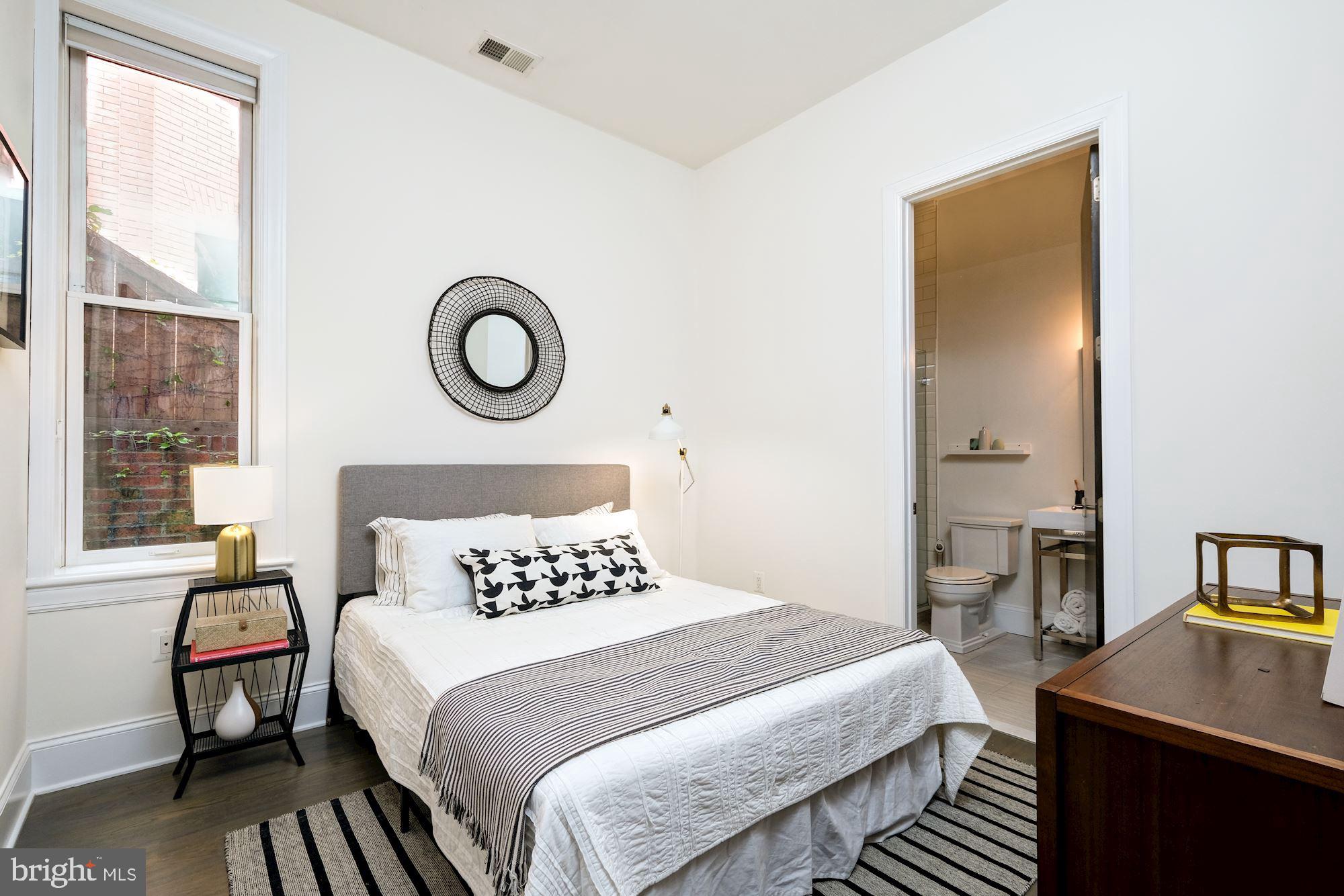 2009 Columbia Road Northwest, Unit 4 Washington, DC 20009 - Photo 13 of 18 Bedroom #2 with en-suite bath